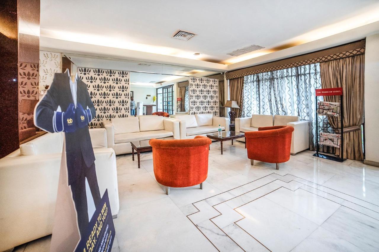 The Bmk Hotel Greater Kailash 德里 外观 照片