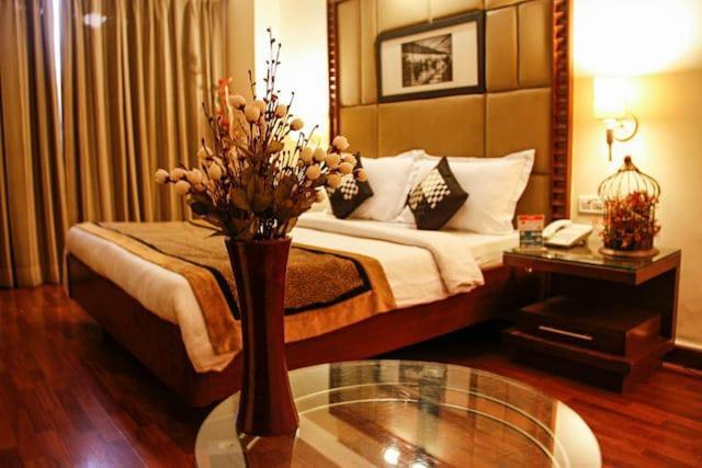 The Bmk Hotel Greater Kailash 德里 外观 照片